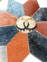 Load image into Gallery viewer, Black Large Starburst Earring