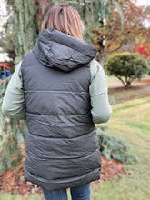 Load image into Gallery viewer, Hooded Long Puffer Vest Black
