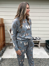 Load image into Gallery viewer, PJ Lariat Top