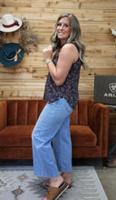 Load image into Gallery viewer, Sleeveless Leopard Top
