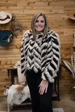 Load image into Gallery viewer, Stripe Fur Pattern Jacket