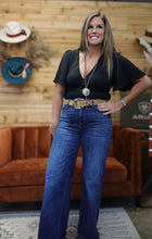 Load image into Gallery viewer, Serena Button Front Crop Top