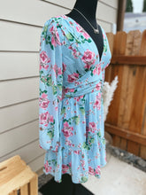 Load image into Gallery viewer, V Neck Floral Print Dress