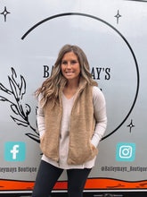 Load image into Gallery viewer, Reversible Sherpa Vest