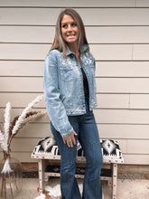Load image into Gallery viewer, Floral Denim Jacket