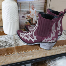 Load image into Gallery viewer, Vegas Tinto Bootie