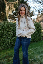 Load image into Gallery viewer, Ariat Essential Hoodie