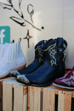 Load image into Gallery viewer, Black Metal Snip Toe Bootie