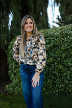 Load image into Gallery viewer, Pipped Ruffled Floral Top