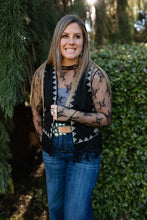 Load image into Gallery viewer, Fringe Detailed Western Vest
