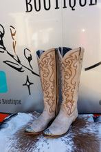 Load image into Gallery viewer, The Bentley Boot