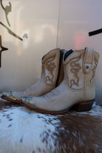 Load image into Gallery viewer, The Bentley Bootie