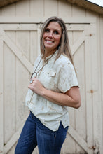 Load image into Gallery viewer, Badlands Shirt