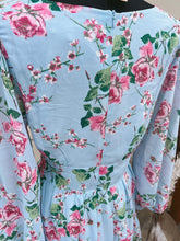 Load image into Gallery viewer, V Neck Floral Print Dress