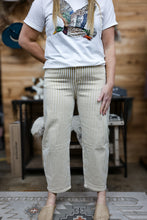 Load image into Gallery viewer, Stripe Barrel Pants