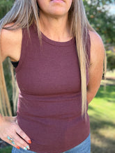 Load image into Gallery viewer, Edlin Tank Wine