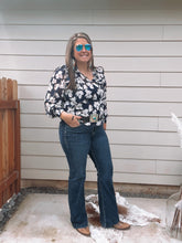 Load image into Gallery viewer, The Queen Creek