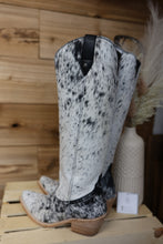 Load image into Gallery viewer, Liberty Black Cowhide Regular Calf Boot