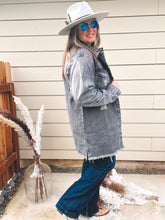 Load image into Gallery viewer, Washed Denim Jacket