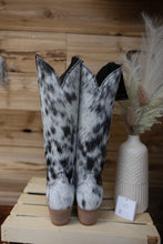 Load image into Gallery viewer, Liberty Black Cowhide Regular Calf Boot