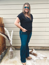 Load image into Gallery viewer, Black Flowy Top