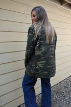 Load image into Gallery viewer, Vintage Camo Military Jacket