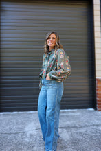 Load image into Gallery viewer, ARIAT Ultra High Rise Mavis Wide Leg Jeans