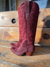 Load image into Gallery viewer, Burgundy Laramie Boot