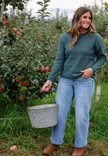 Load image into Gallery viewer, Ash jade midweight sweater