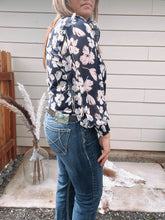 Load image into Gallery viewer, The Queen Creek