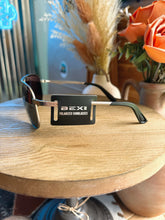 Load image into Gallery viewer, Bex Welvis (Matt Silver/Gray/Silver)
