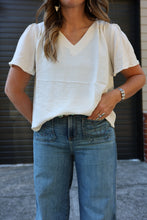 Load image into Gallery viewer, Cream V-Neck Flutter Sleeve