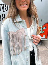 Load image into Gallery viewer, Vintage Fringe Jacket
