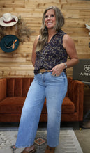 Load image into Gallery viewer, The Claudia Ankle Jean