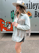Load image into Gallery viewer, Vintage Fringe Jacket
