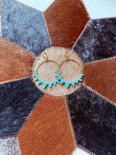 Load image into Gallery viewer, Medium Beaded Starburst Earrings