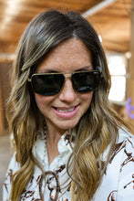 Load image into Gallery viewer, Bex Dusk (Brushed Bronze/Forest)
