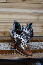 Load image into Gallery viewer, Frisco Hair On Hide Bootie