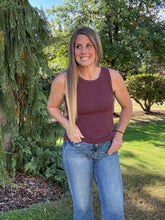 Load image into Gallery viewer, Edlin Tank Wine