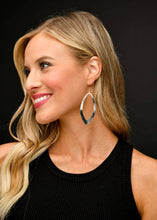 Load image into Gallery viewer, Large Wavy Cut-Out Silver Earring
