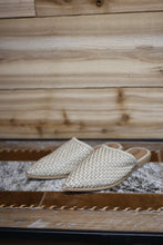 Load image into Gallery viewer, Spur Bloom Sandal
