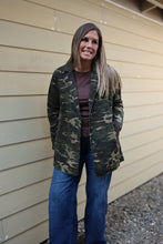 Load image into Gallery viewer, Vintage Camo Military Jacket
