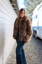 Load image into Gallery viewer, Leopard Faux Fur Alva Coat
