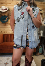 Load image into Gallery viewer, Denim Patch Vest
