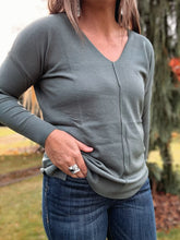 Load image into Gallery viewer, Murphy Ash Jade
