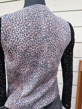 Load image into Gallery viewer, Leopard Tie Vest
