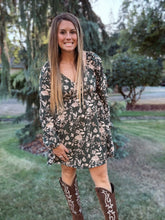 Load image into Gallery viewer, Long Sleeve Floral Dress
