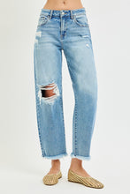 Load image into Gallery viewer, High Rise Crop Barrel Jean
