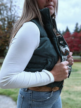 Load image into Gallery viewer, Reversible Corduroy Puffer Vest Hunter
