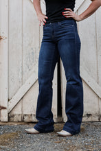 Load image into Gallery viewer, Ariat Perfect Rise Revel Sadie Jean
